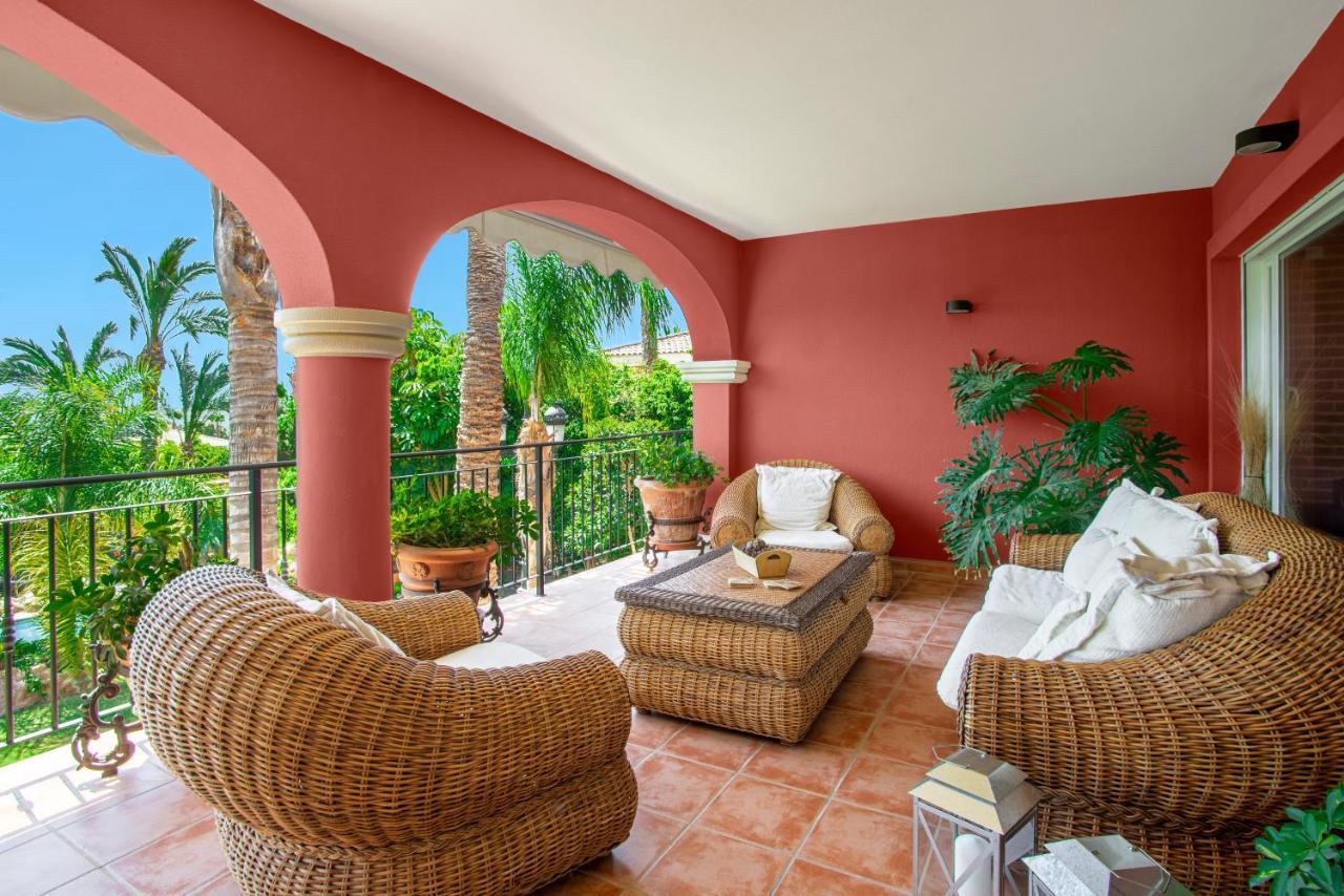 Villa 10 Bedroom 5 Star Luxury & Heated Pool For 5 To 28 Guests Near Alicante *