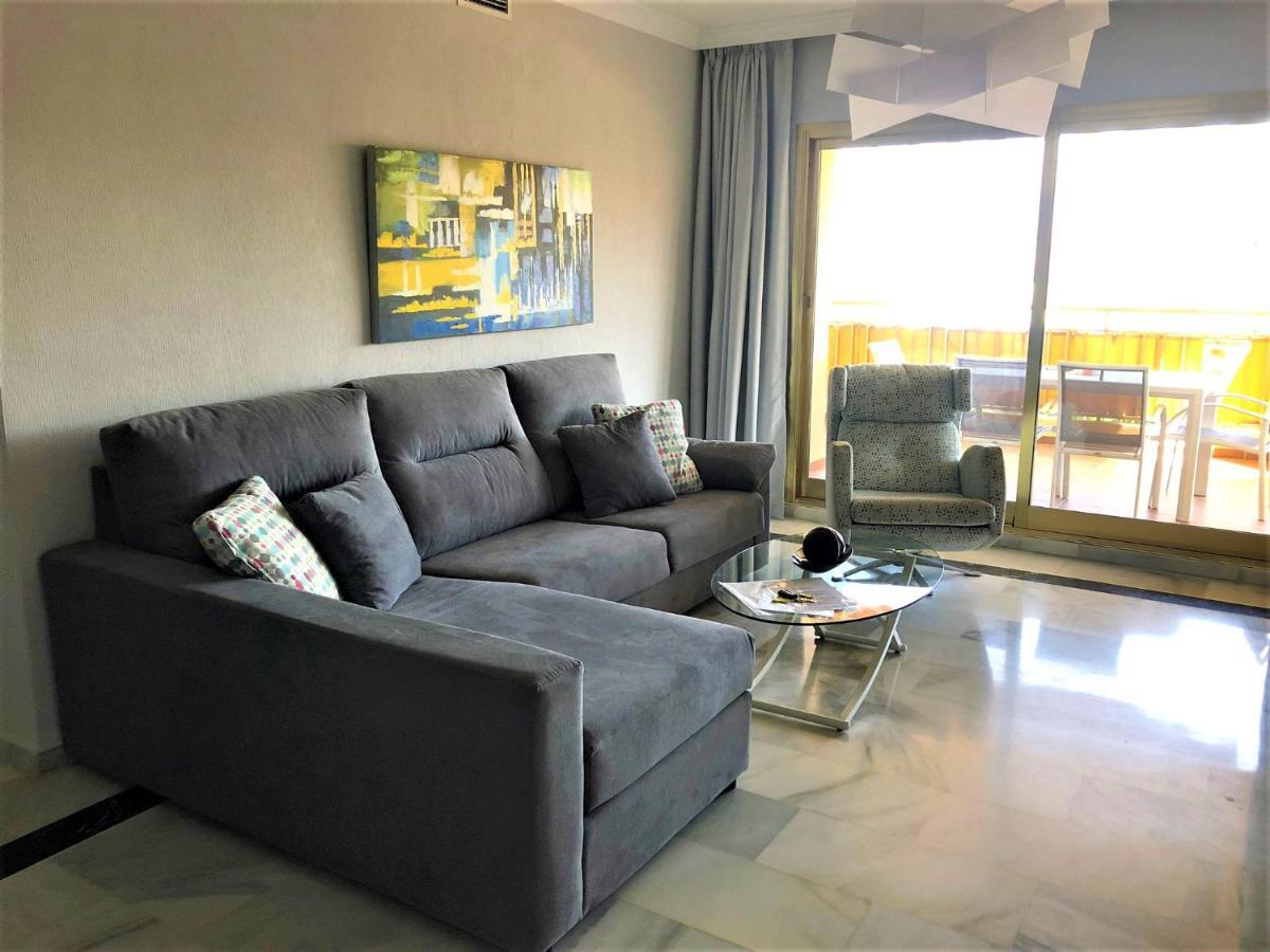 Frente A La Playa Doña Sofia E Apartamento Fuengirola