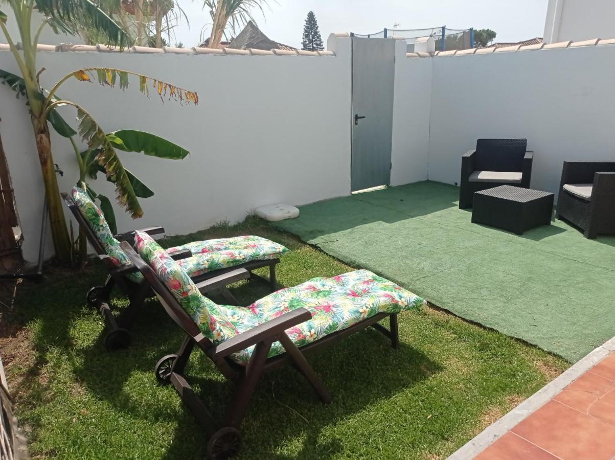 Apartment Privada Con Bano Y Jardin Privado Chiclana de la Frontera