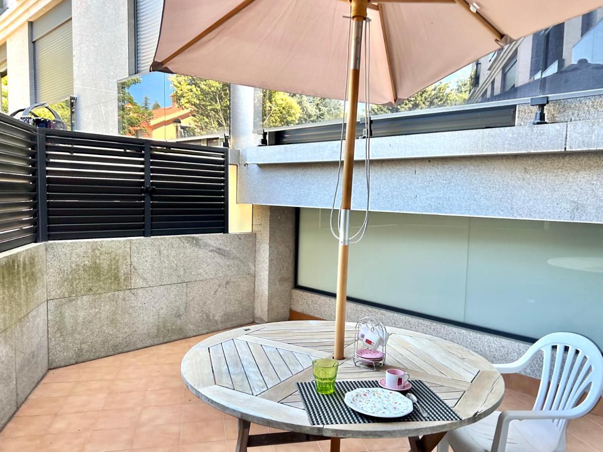 Centro Con Terraza Y Piscina