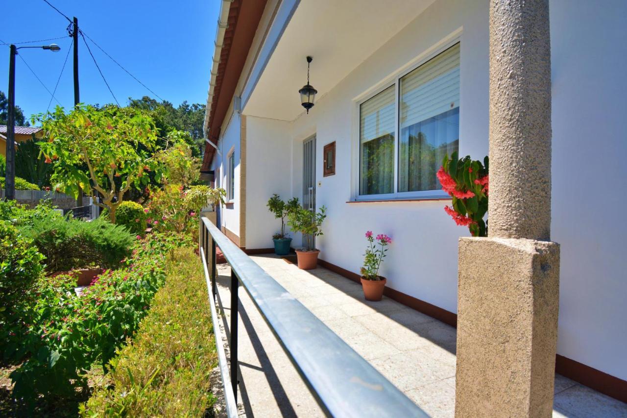 Сasa de vacaciones Casa Con Jardín En Vilanova De Arousa