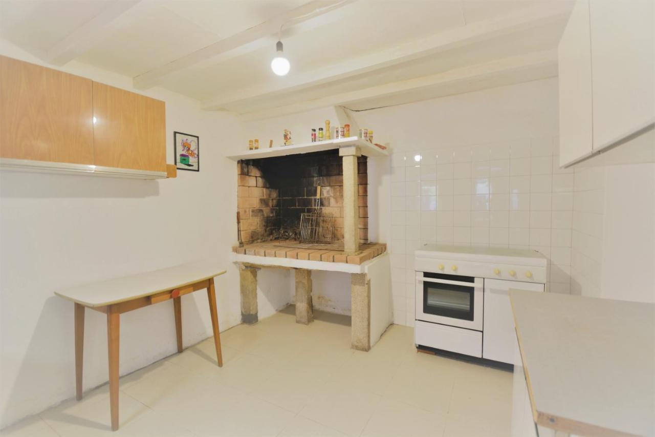 Casa Con Jardín En Vilanova De Arousa Сasa de vacaciones