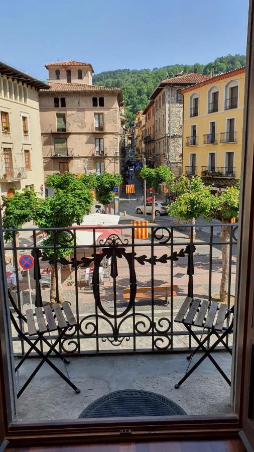 El Mussol De La Camprodon, Balconets Amb Vistes A La Placa Apartment