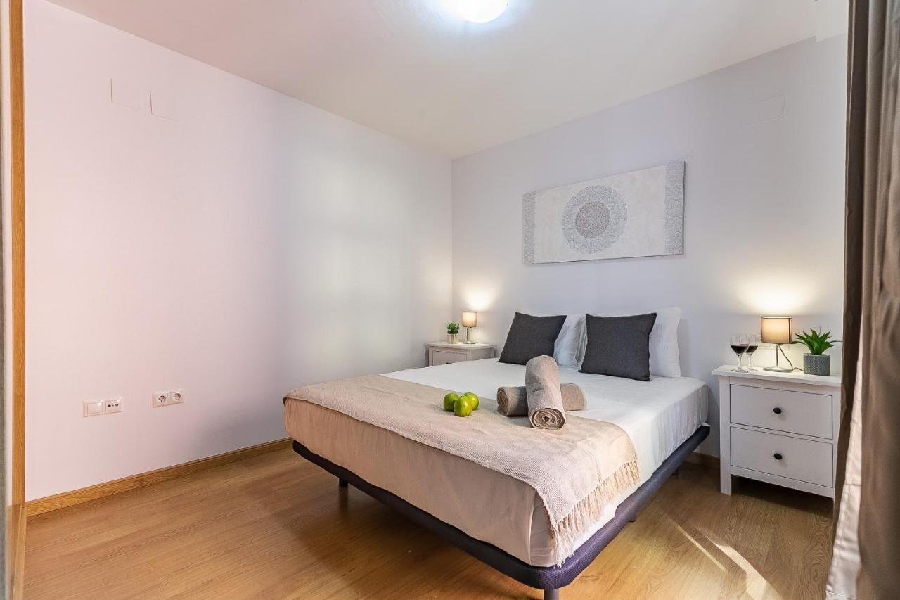Apartamento Premium El Palo Near The With Parking Málaga