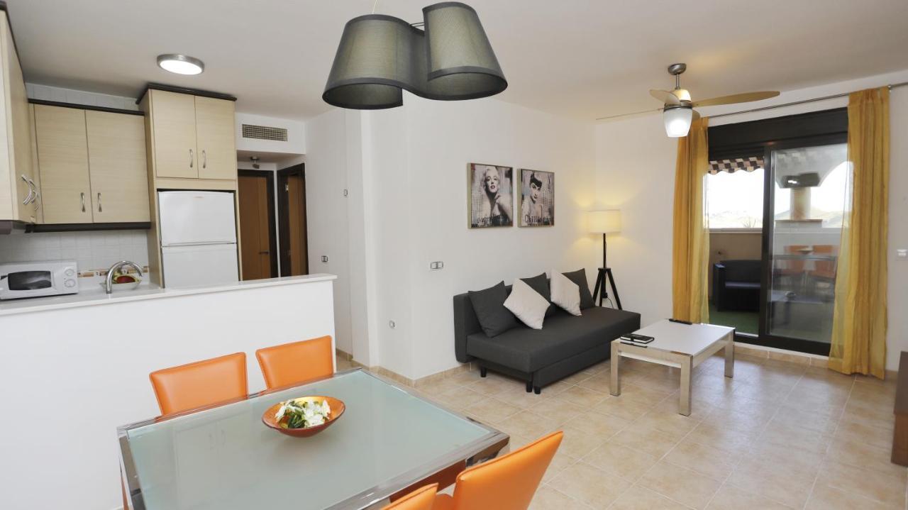 Apartamento ***preciosas Vistas + Piscina + Parking***