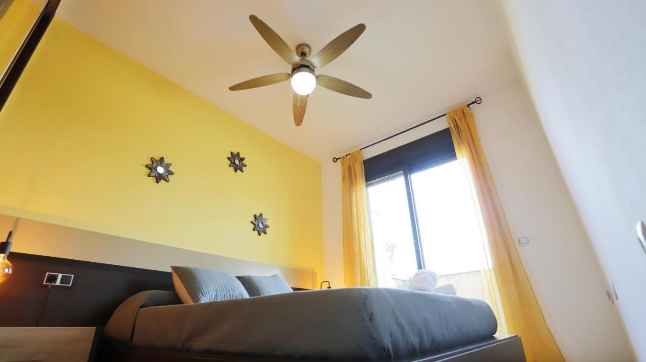 Apartamento ***preciosas Vistas + Piscina + Parking*** *