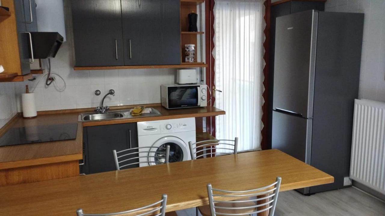 Sansoain Apartamento *