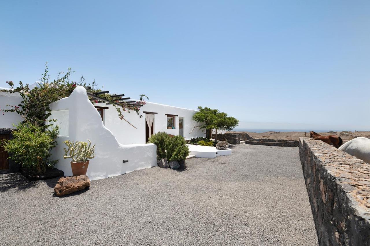 Romero Apartment *