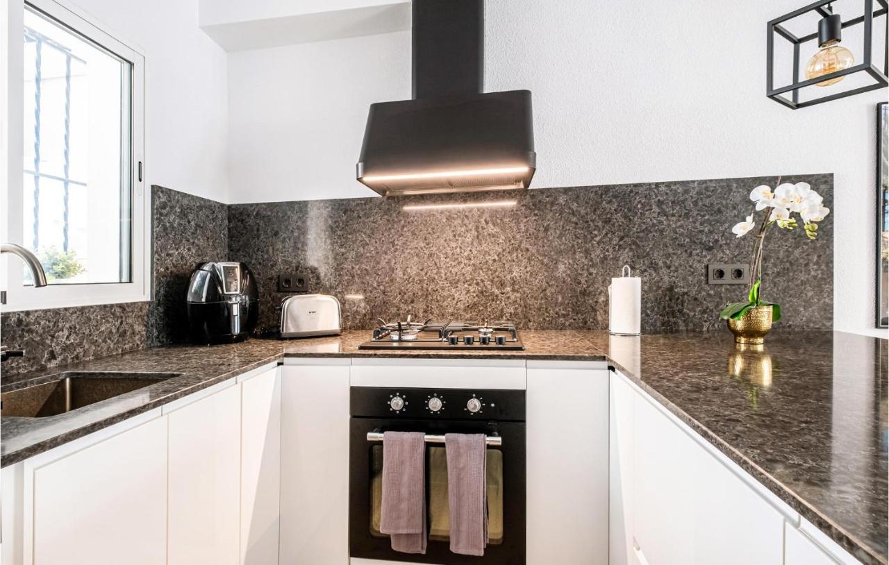 Amazing In With Kitchen Сasa de vacaciones *