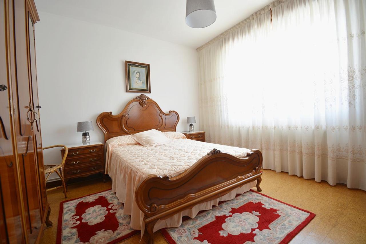 Сasa de vacaciones Casa Con Jardín En Vilanova De Arousa *