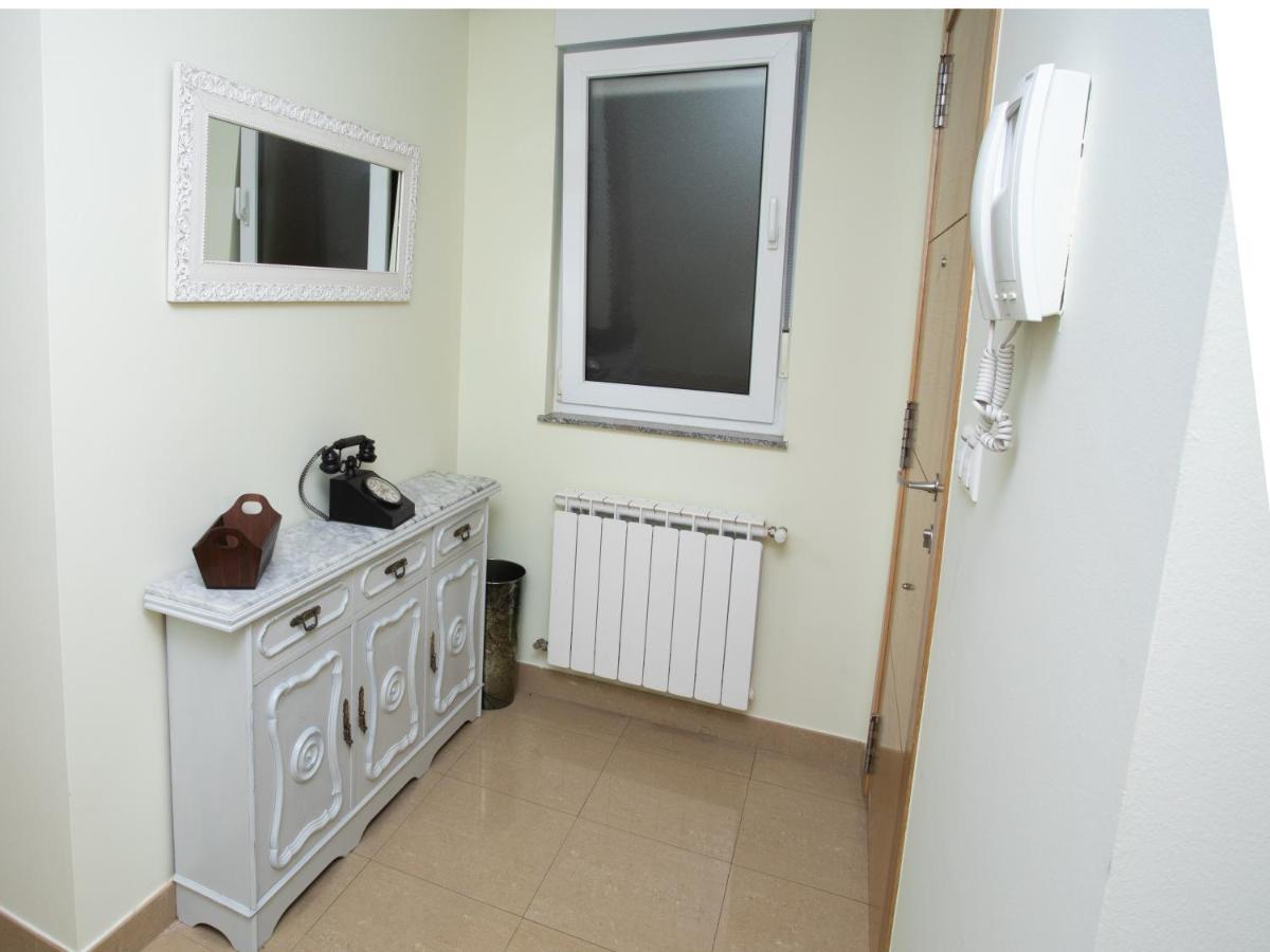 Vivavi Piso * Sarria