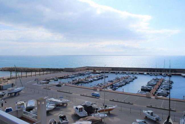 Duplex Residencial Marina Del Port 72 Apartment Calafat