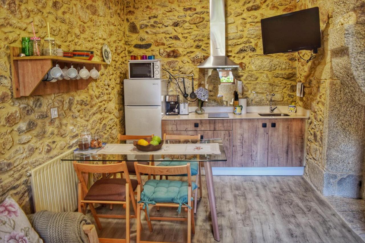 Casa Dos Amos En Costa Da Morte. A Coruna Holiday home Ponteceso
