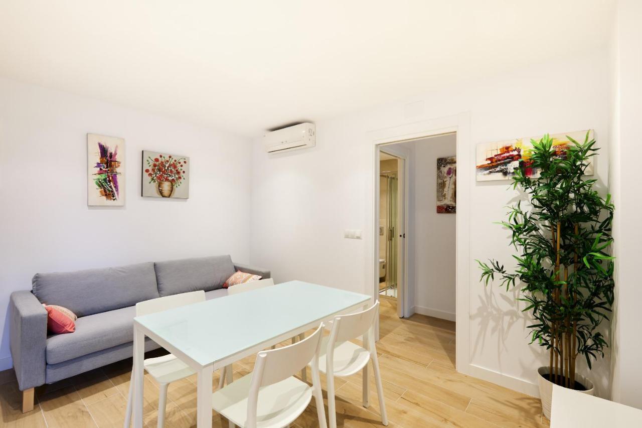 Clinica Universitaria Y Hospitales Apartment *