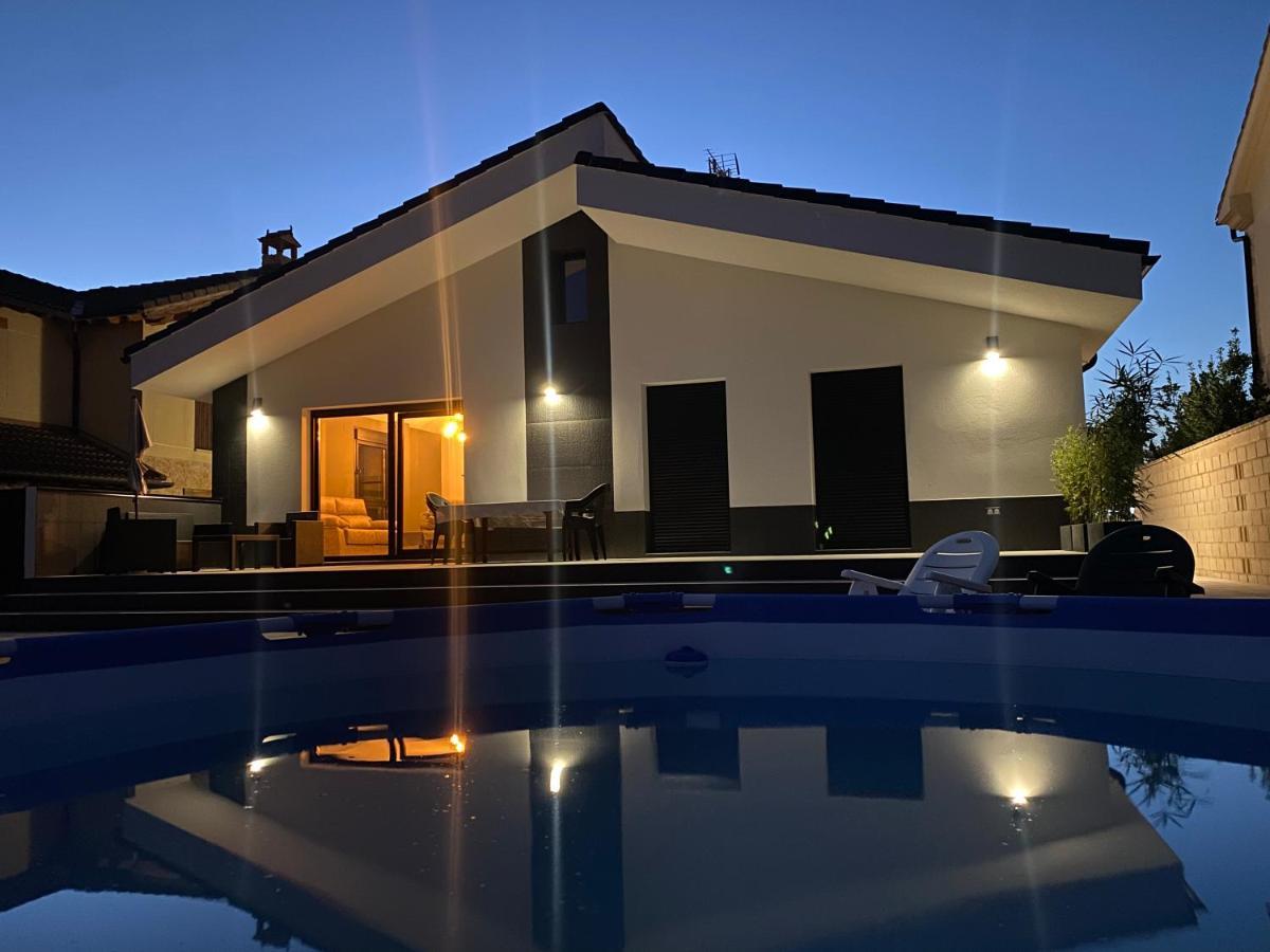 La Palmera Del Sotillo Сasa de vacaciones La Lastrilla