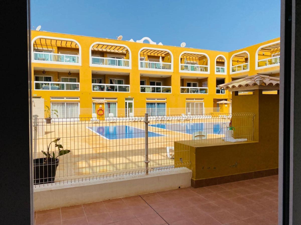 Faro Beach&pool Apartamento *