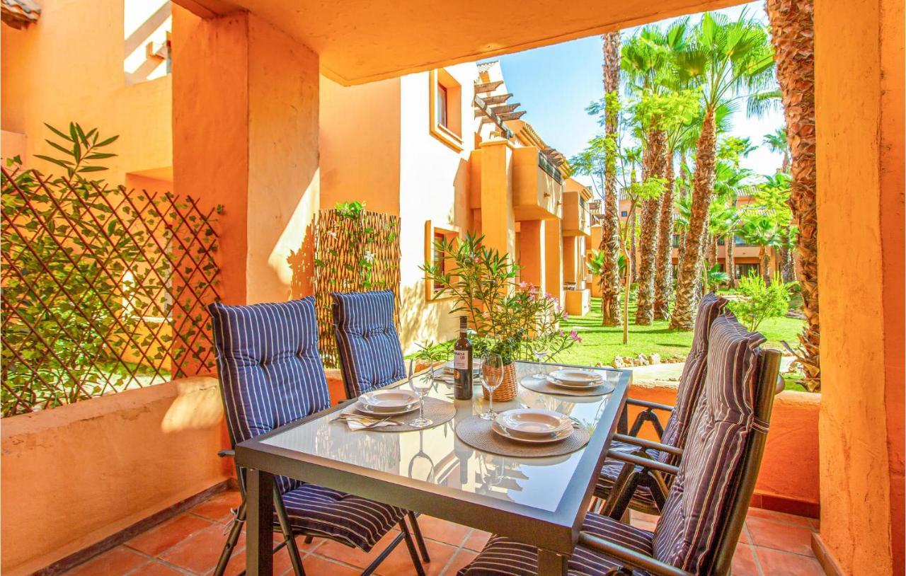 Apartment Cozy In Alcazares With Kitchen
