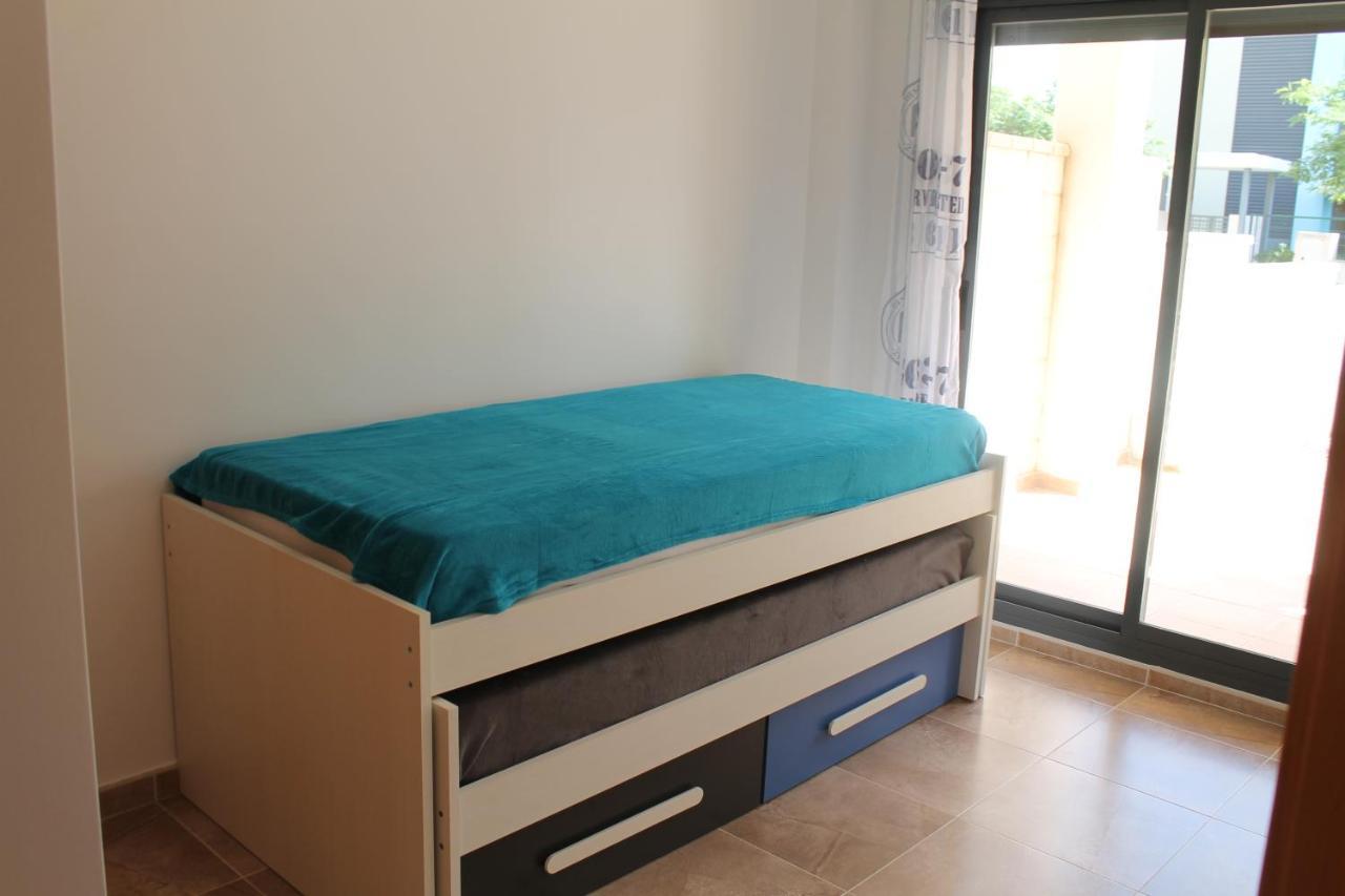 Apartamento Confort, Rez-de Chaussée,3 Chambres, 2 Salles De Bain *