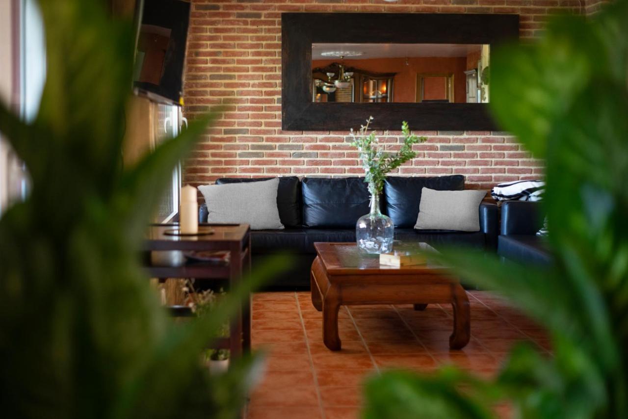 Villa 10 Bedroom 5 Star Luxury & Heated Pool For 5 To 28 Guests Near Alicante Mutxamel (Muchamiel)