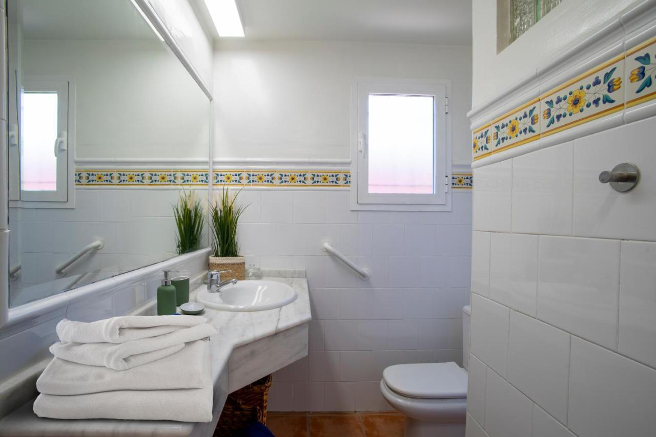10 Bedroom 5 Star Luxury & Heated Pool For 5 To 28 Guests Near Alicante *