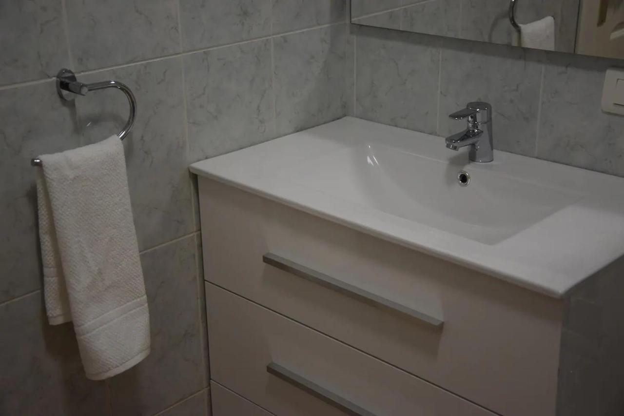 Bonito Y Tranquilo En Abrigos Apartamento