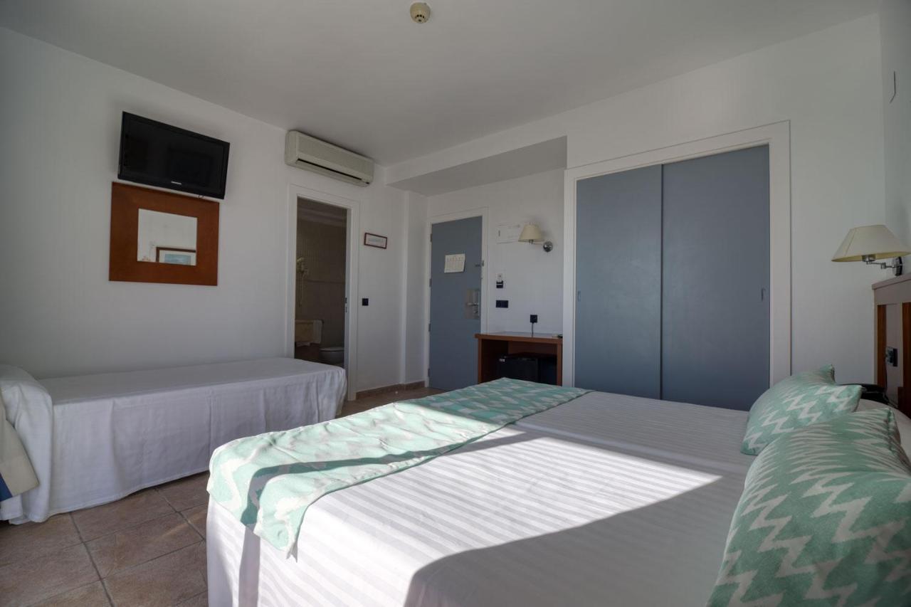 Hospedium Abril Hotel 3*