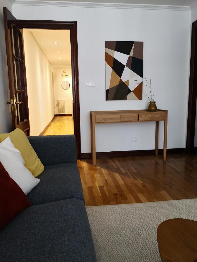 Casa Riera * En El Centro De Oviedo, Terraza, 2hab *