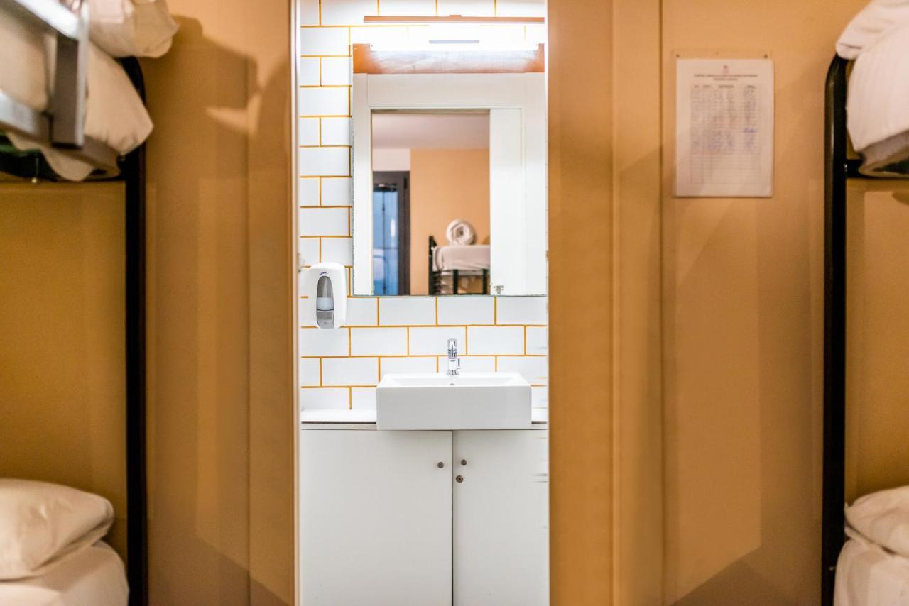 Carlota Braun Hostal