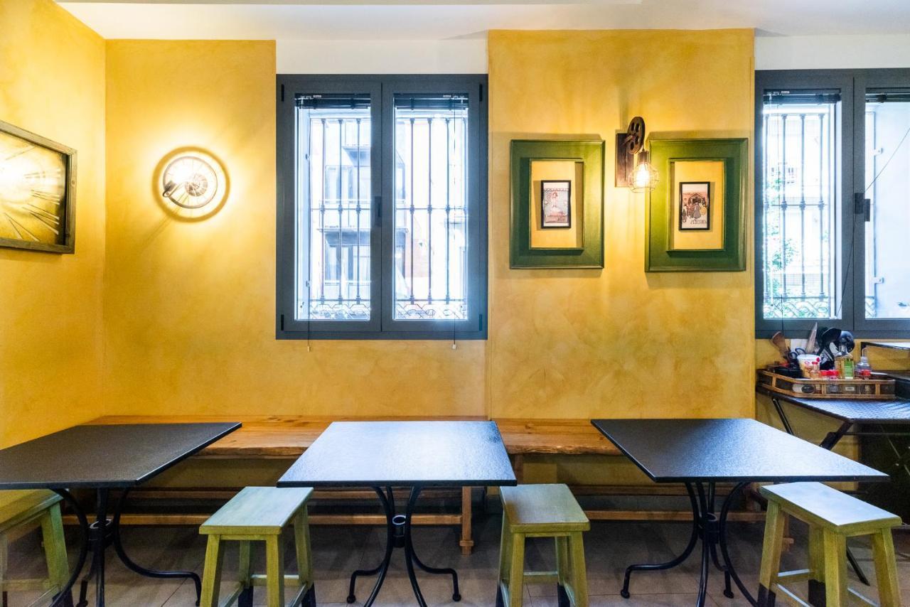 Carlota Braun Hostal