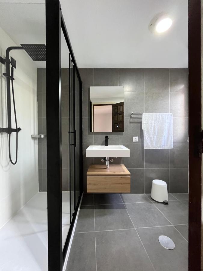 Msuites *