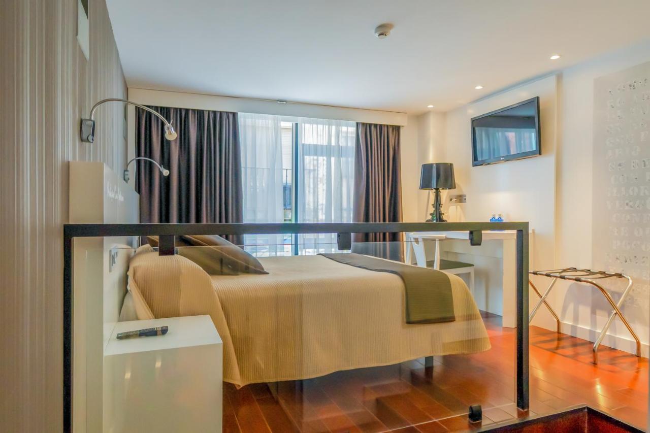 Hotel Apolonia 3*