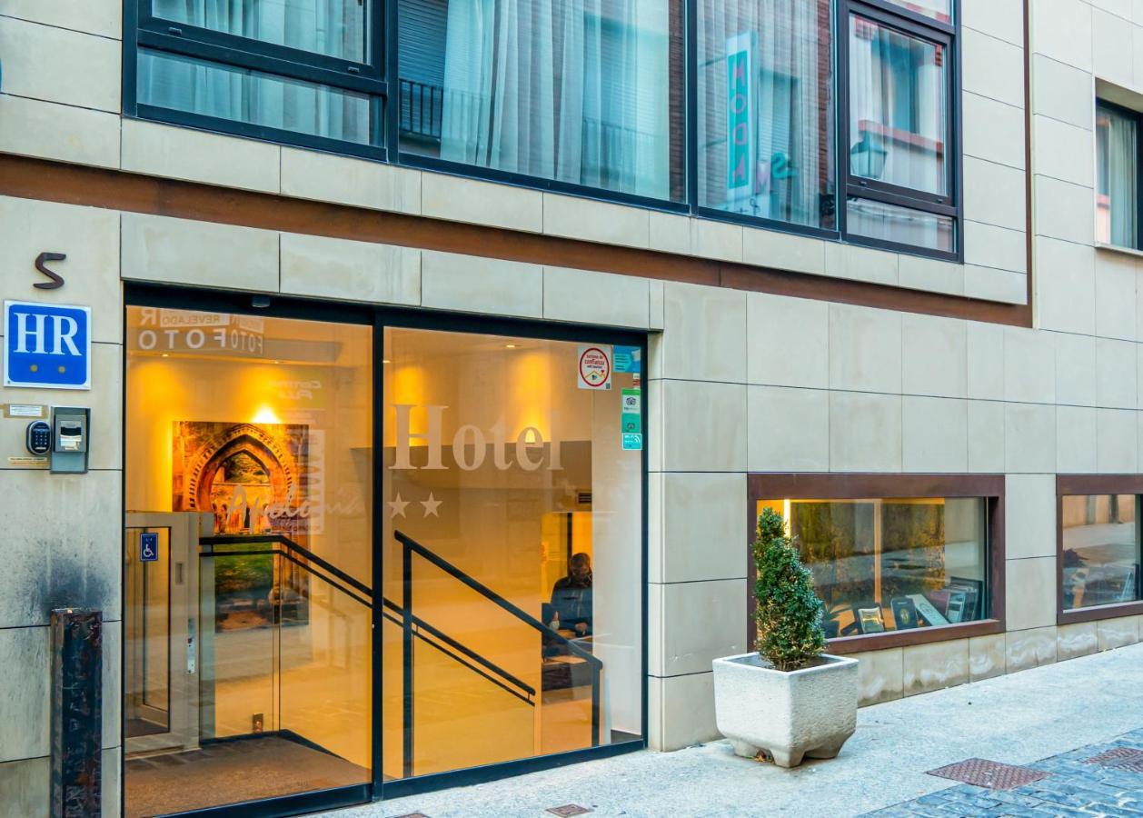 Hotel Apolonia 3*