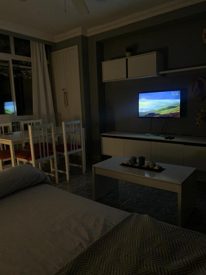 Luxe Apartment, Pool, Chillout, Beach * La Cala Del Moral