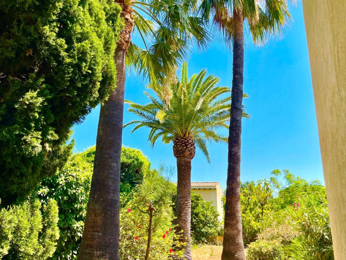 De Estilo Español Con Jardín Y Piscina Altea