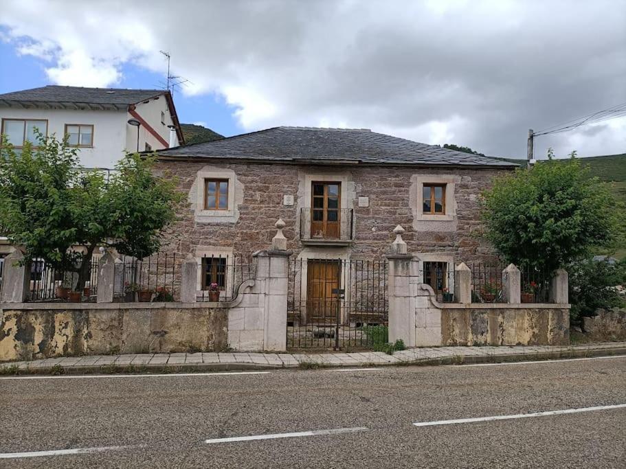 Сasa de vacaciones Casa Rural Anita Cabrillanes