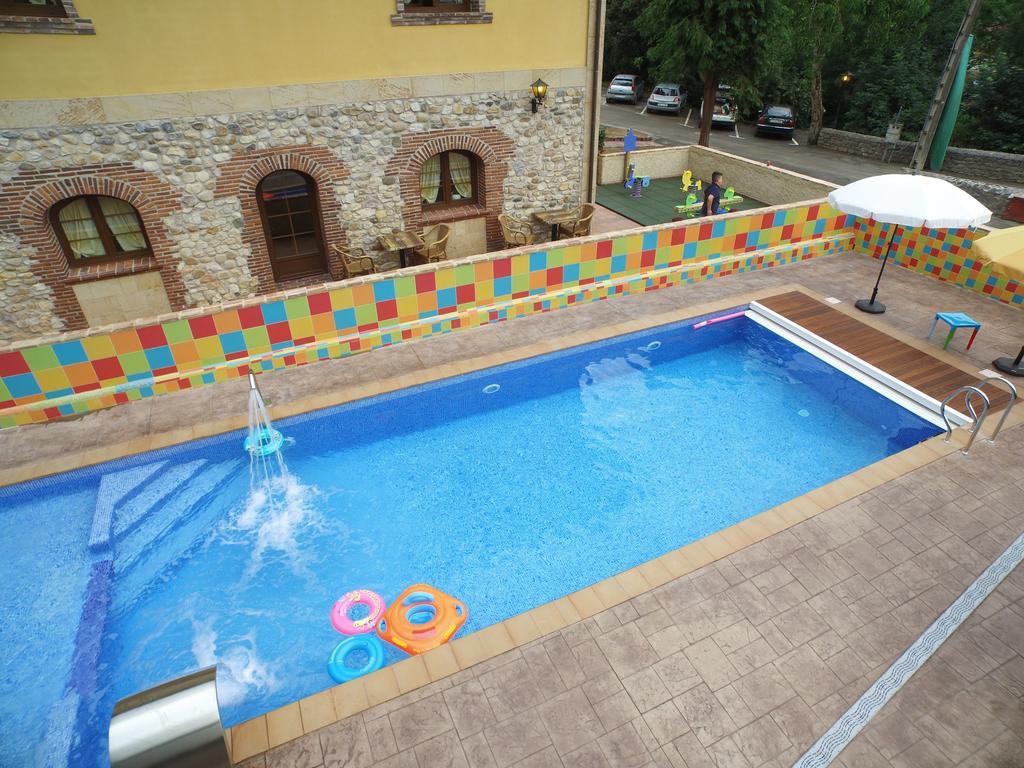 Conjunto Hotelero La Pasera 2*