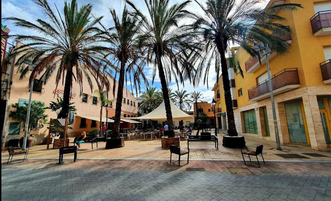 Plaza De La Iglesia *