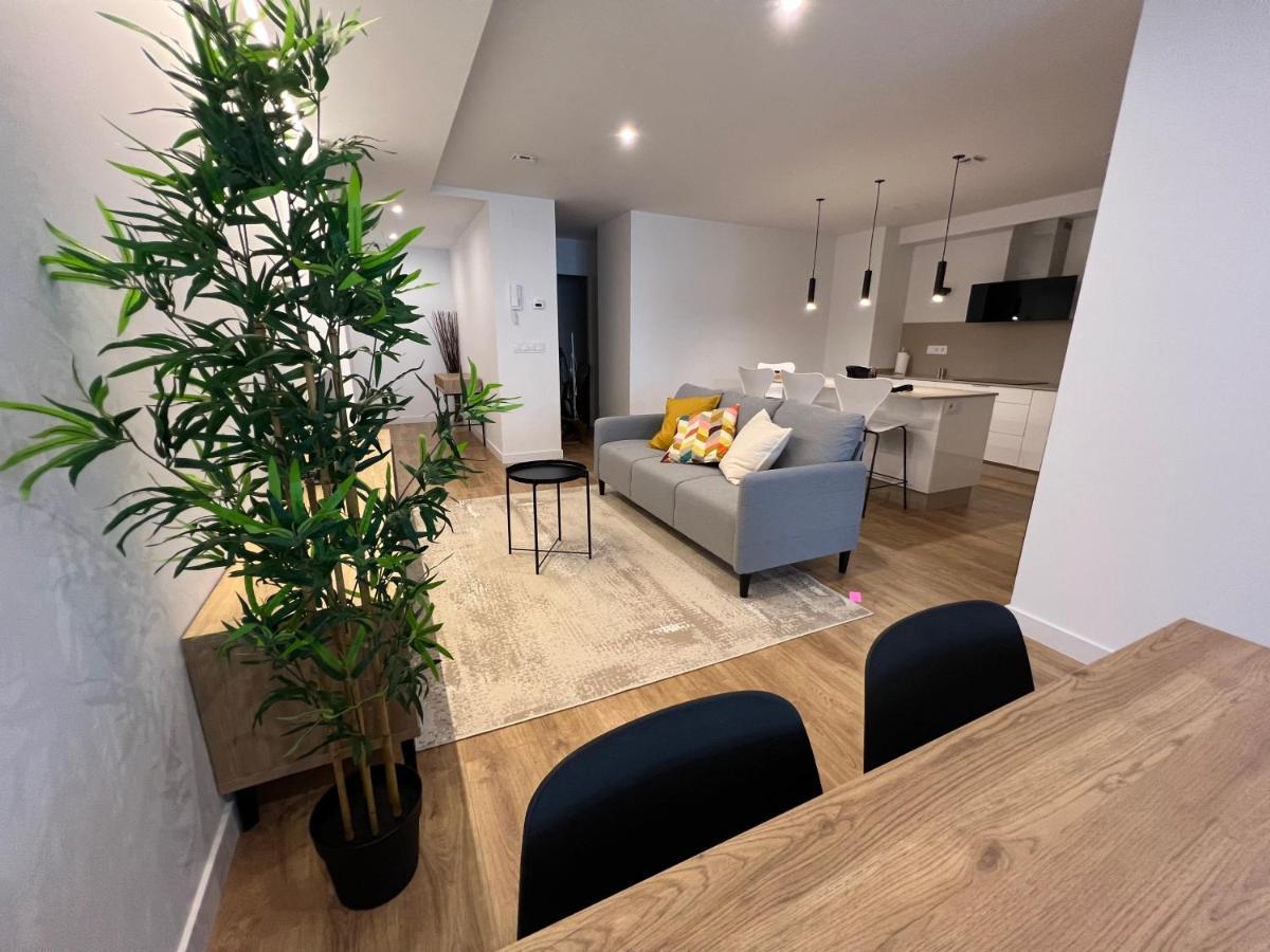 Piso Exclusivo En Centrico, Negocios, Confort * Vigo