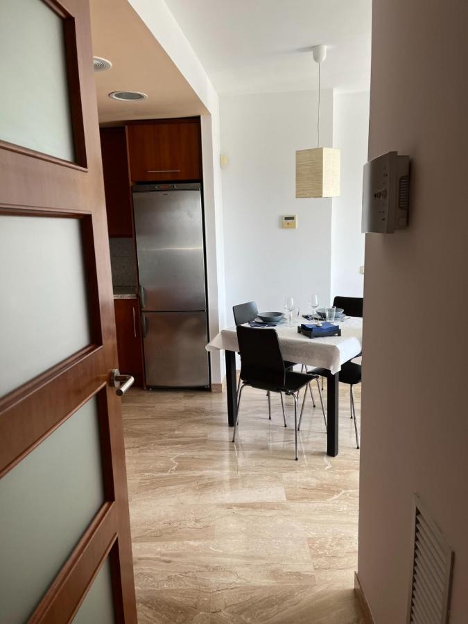 Apartamento Con Piscina Y Jardín Apartamento *