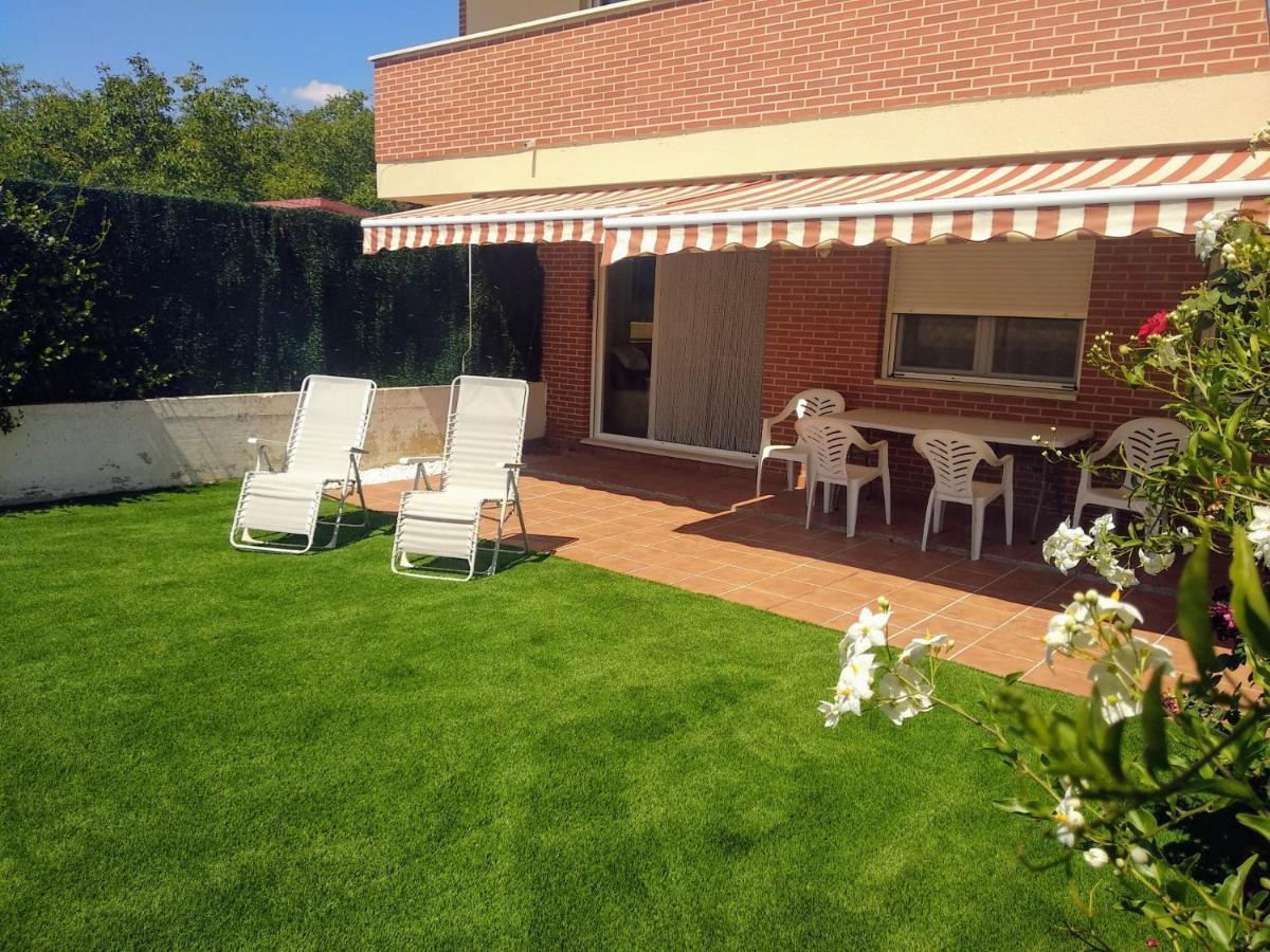 El Jardin De Manantiales Apartment *