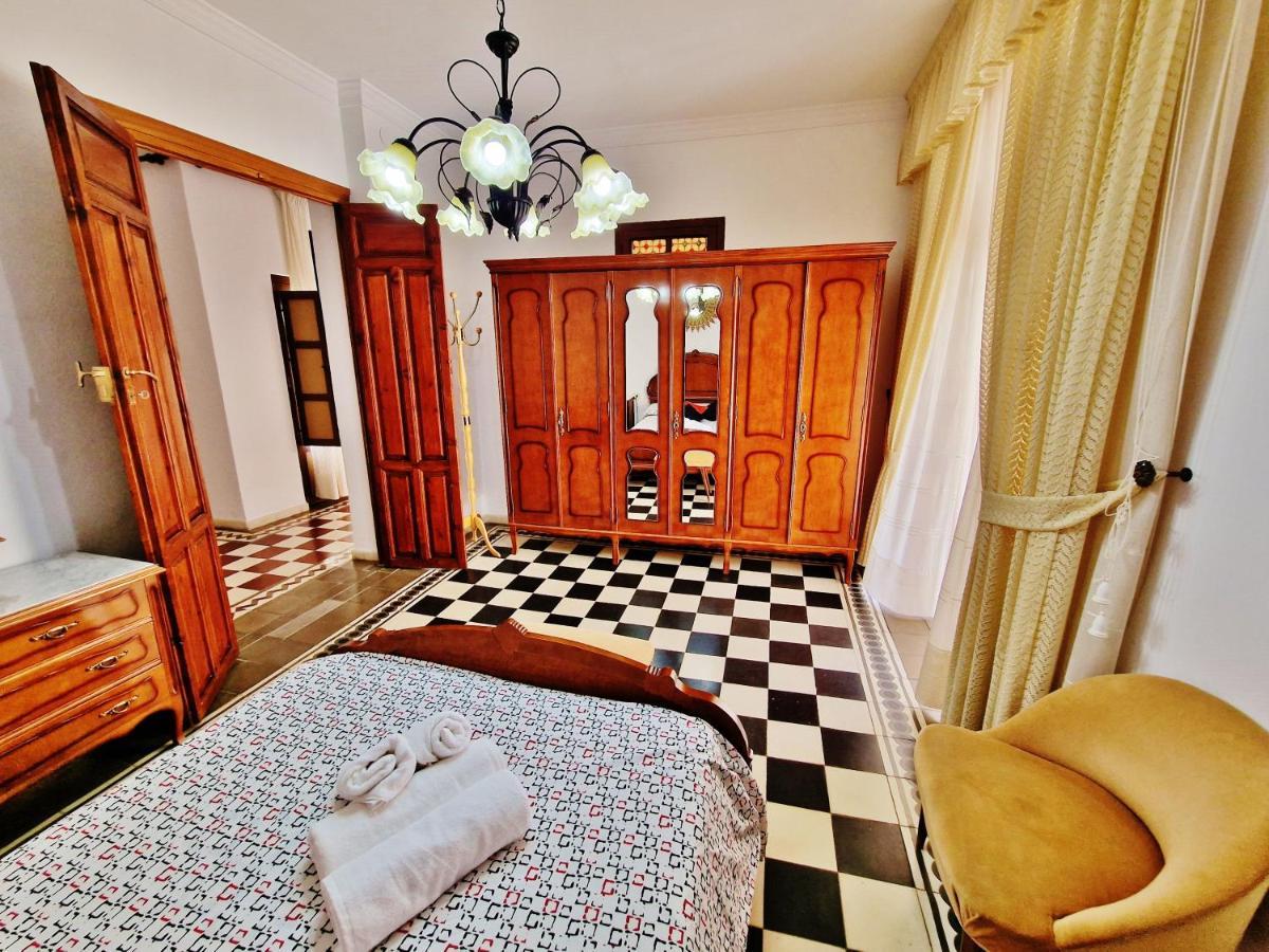 Velez Nazari Casa Molina *