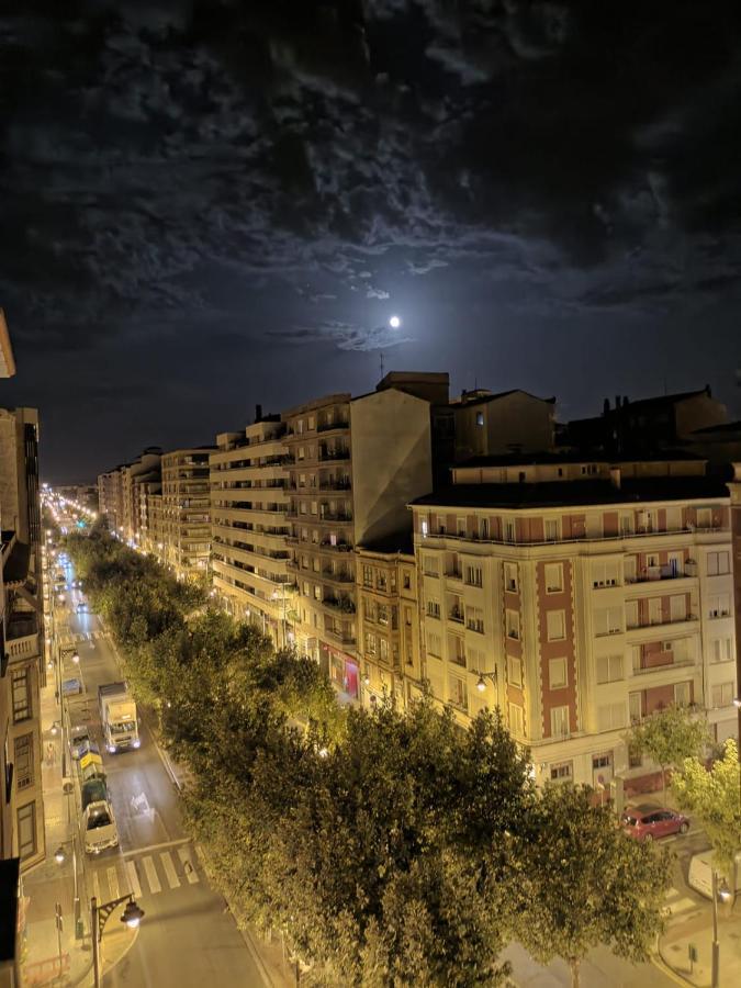 Apartment La Llave Del Centro De Logrono, Vino Crianza Y Desayuno Incluido Logrono