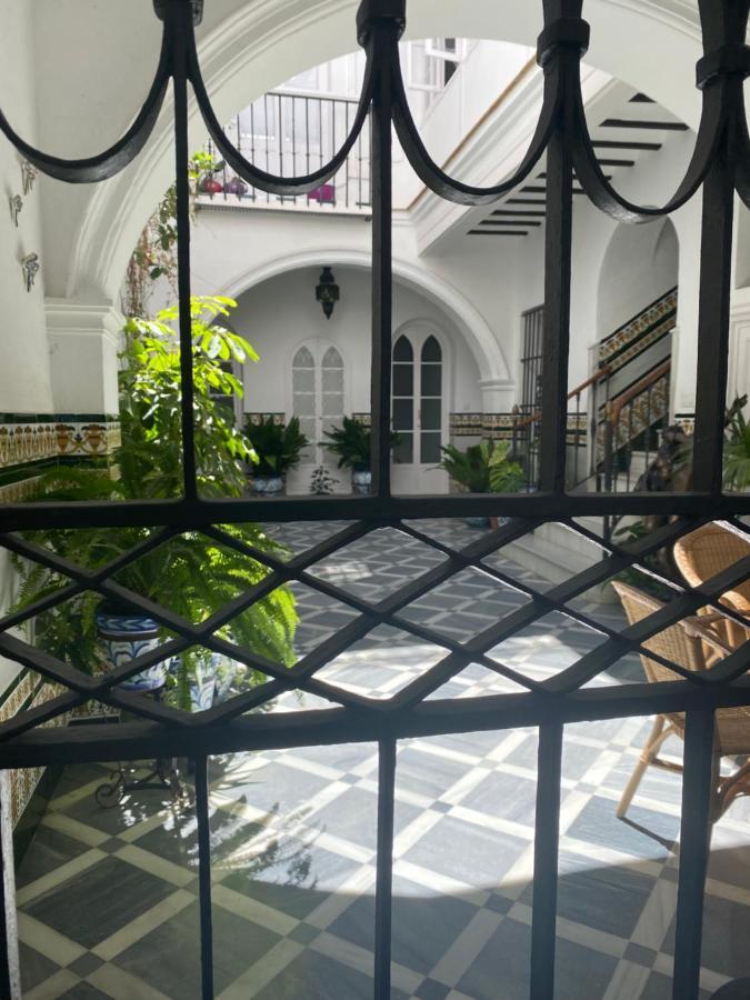 Lujosa Privada En Casa Del S Xix Habitación en casa particular Sanlúcar de Barrameda
