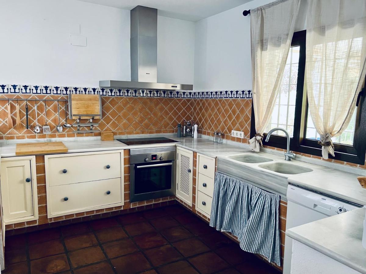 Aljaral, Espectacular,piscina,chimenea, Climatización, Wifi * Córdoba