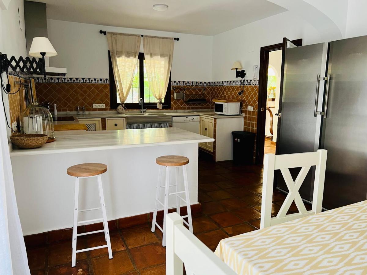 Aljaral, Espectacular,piscina,chimenea, Climatización, Wifi * Córdoba