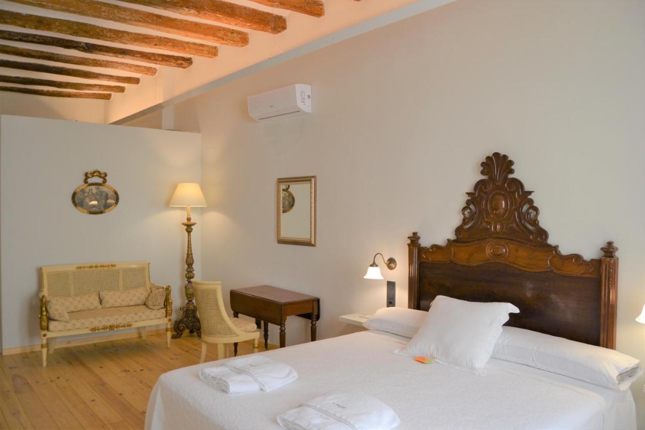 Lo Palauet De La Muralla 2*