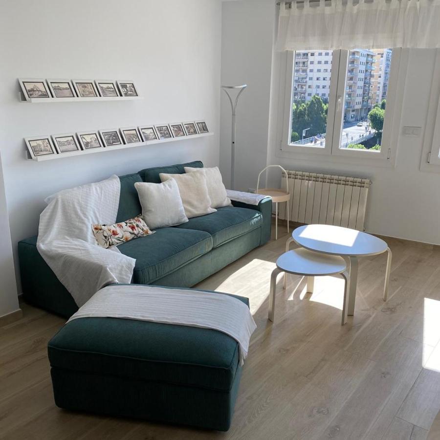 Apartment Completamente Reformado En El Casco Antiguo Con Vistas Al Rio Balaguer
