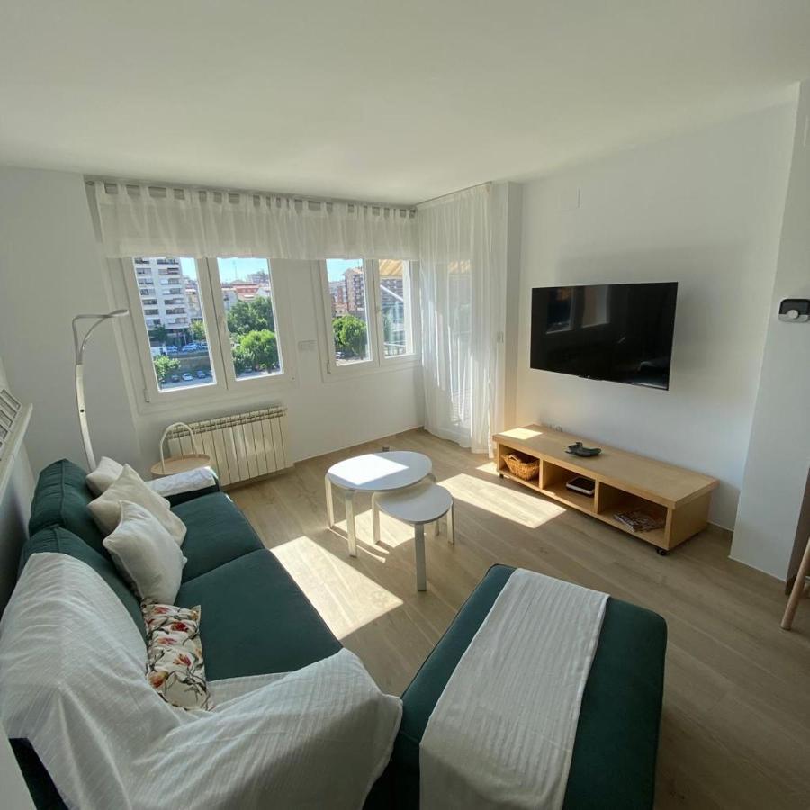 Apartment Completamente Reformado En El Casco Antiguo Con Vistas Al Rio Balaguer