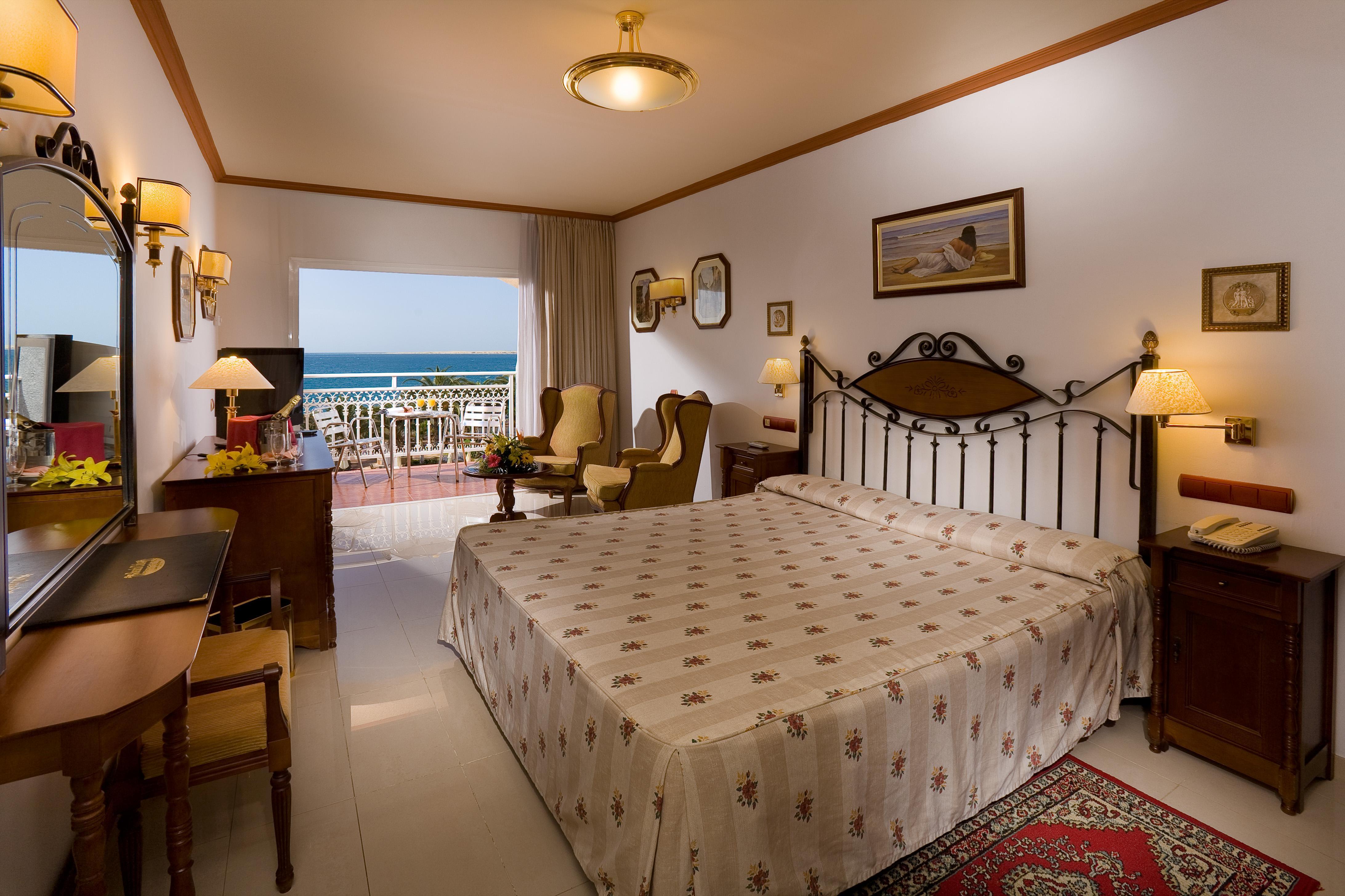 Hotel Club 4*