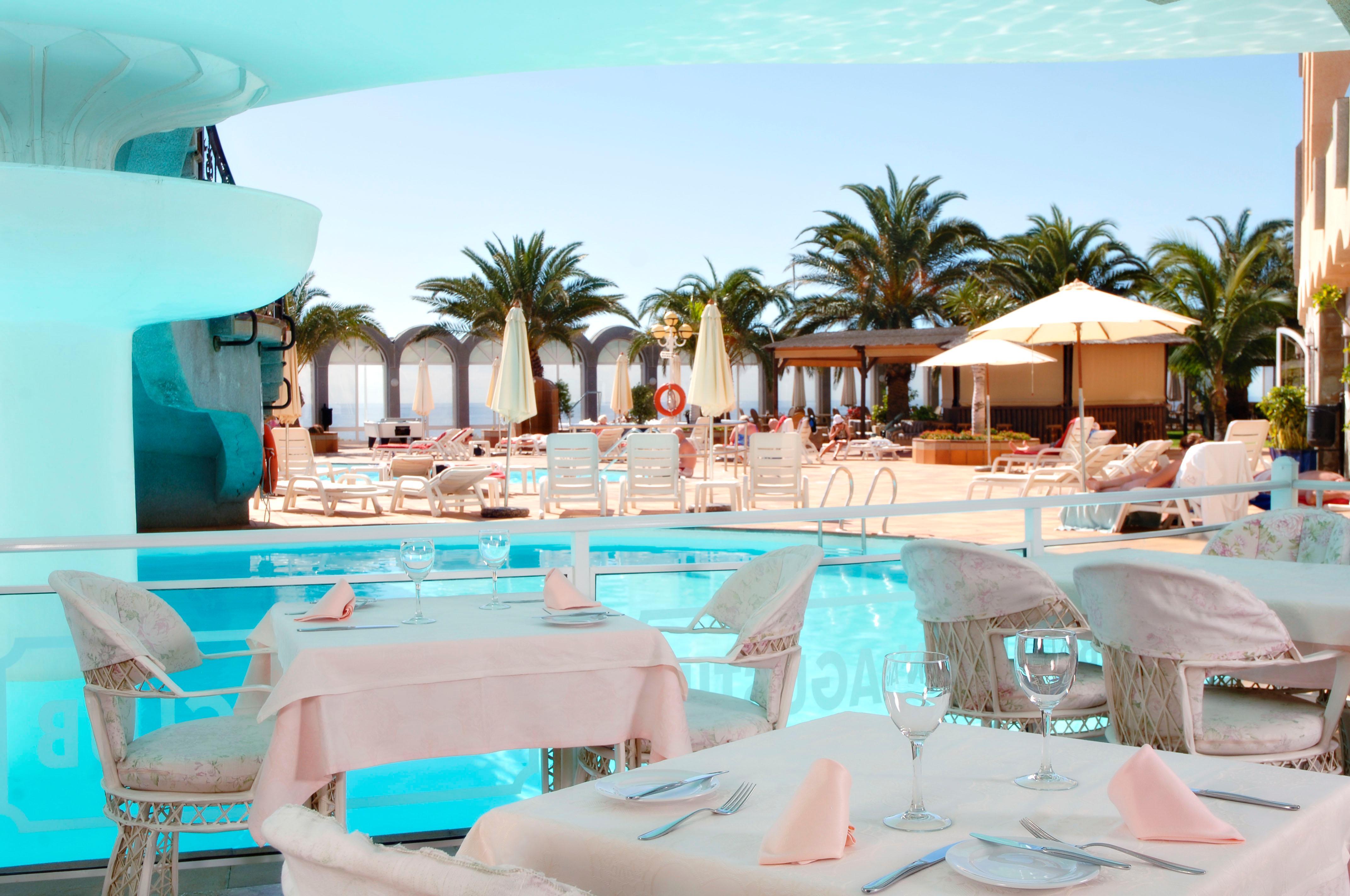 Club Hotel 4*